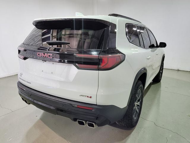2024 GMC Acadia AT4