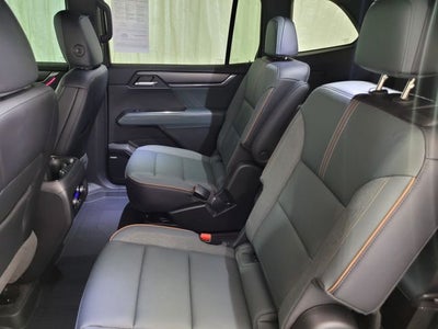2024 GMC Acadia AT4
