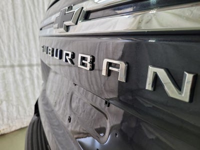 2023 Chevrolet Suburban LT