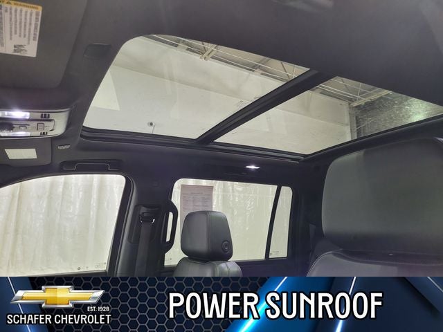 2023 Chevrolet Suburban LT