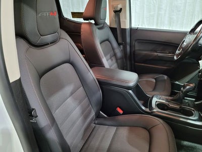 2022 GMC Canyon AT4 w/Cloth