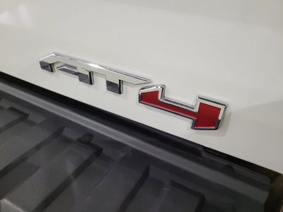 2022 GMC Canyon AT4 w/Cloth