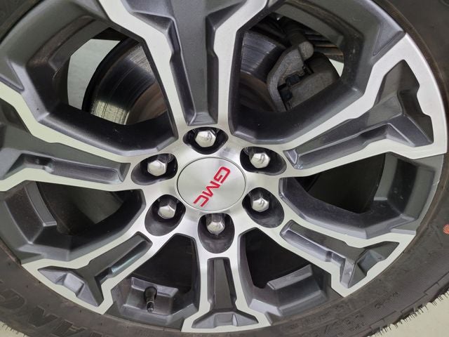 2024 GMC Canyon AT4