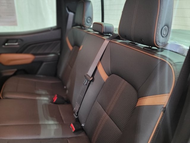 2024 GMC Canyon AT4