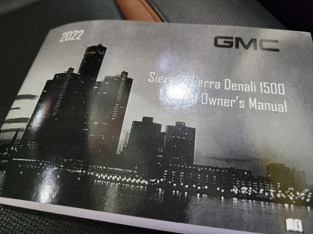 2022 GMC Sierra 1500 Limited AT4