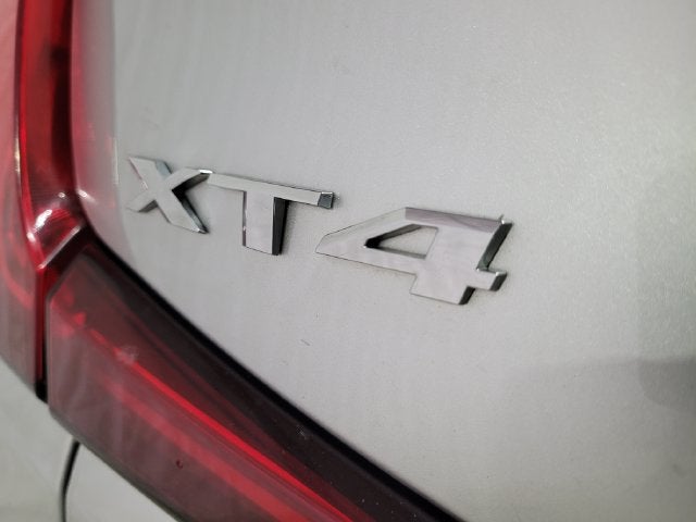 2021 Cadillac XT4 Luxury