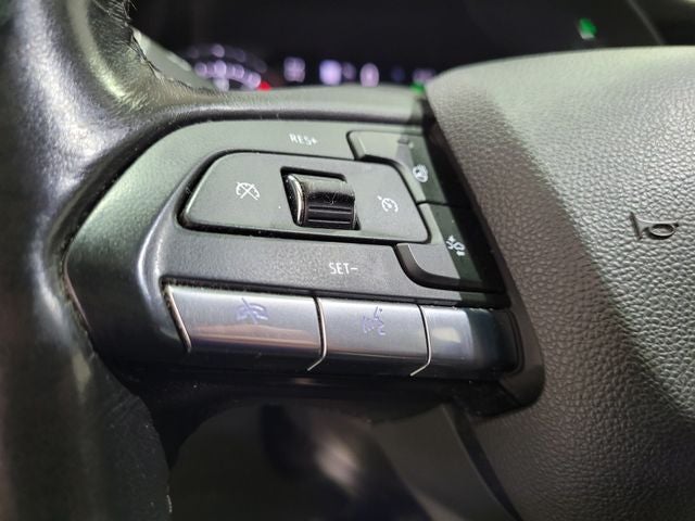 2022 Cadillac XT4 Premium Luxury