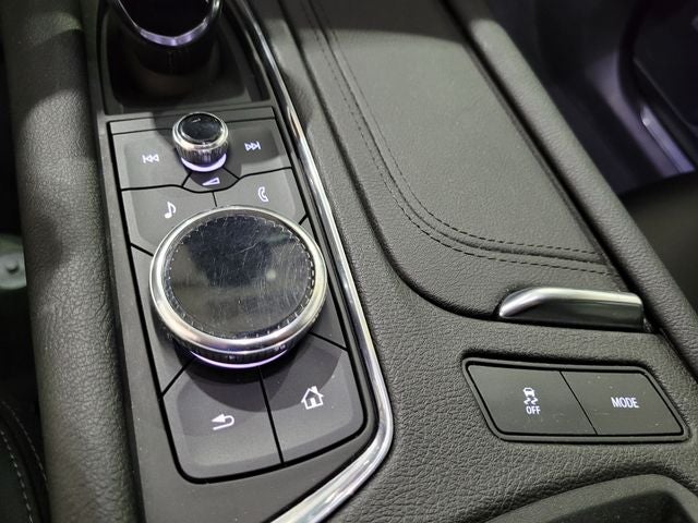2021 Cadillac XT5 Luxury