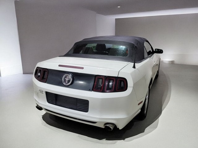 2013 Ford Mustang V6