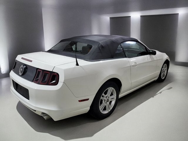 2013 Ford Mustang V6
