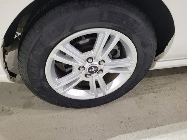 2013 Ford Mustang V6