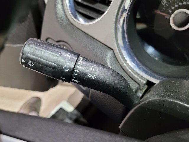 2013 Ford Mustang V6