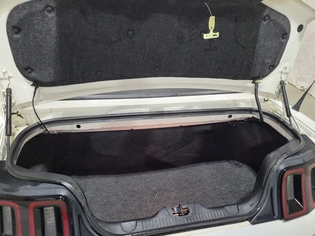 2013 Ford Mustang V6