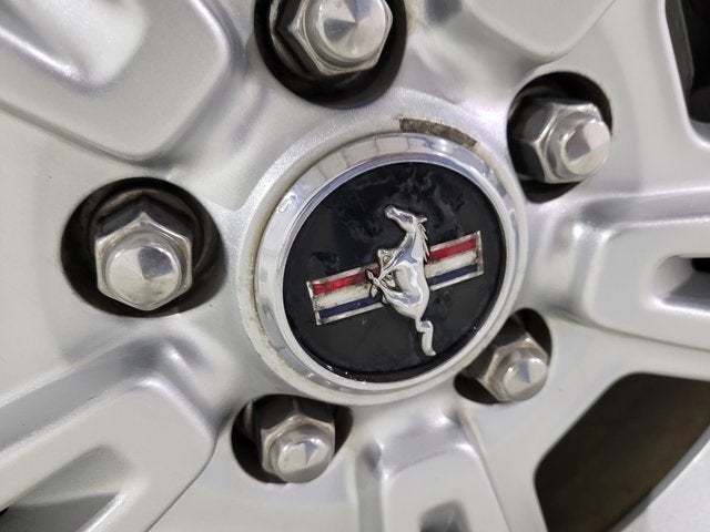 2013 Ford Mustang V6