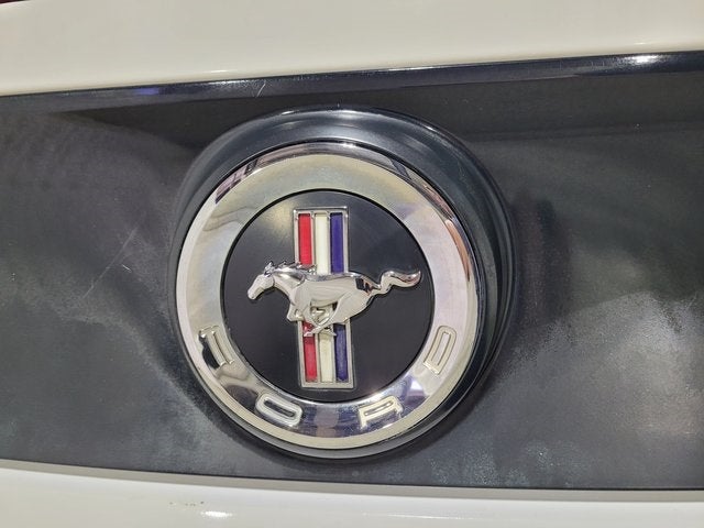 2013 Ford Mustang V6