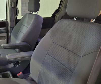 2010 Chrysler Town & Country Touring