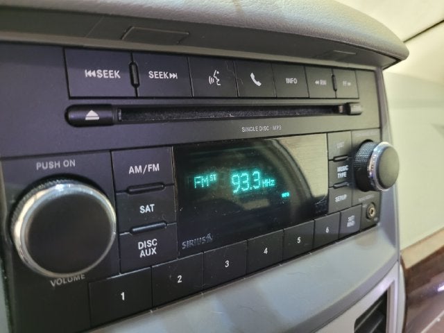 2010 Chrysler Town & Country Touring