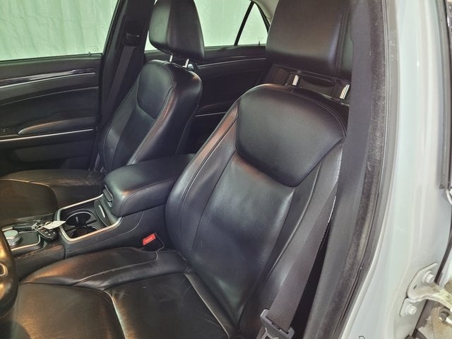 2015 Chrysler 300 Limited