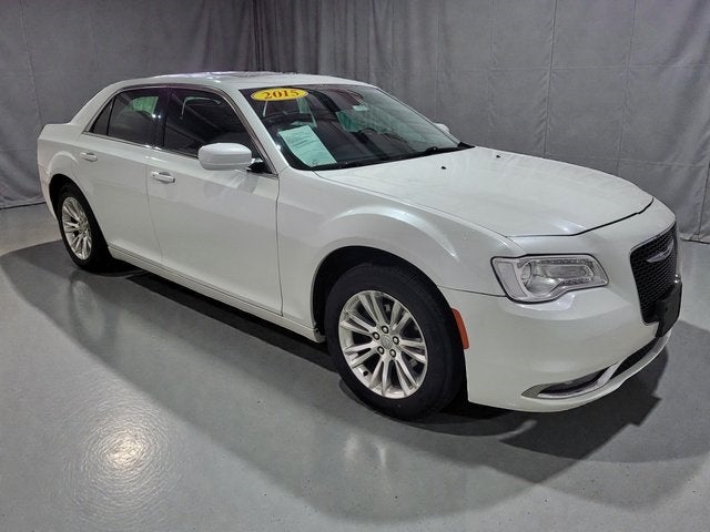 2015 Chrysler 300 Limited