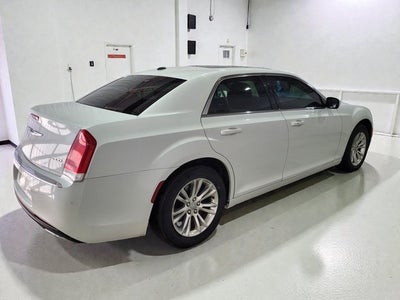 2015 Chrysler 300 Limited