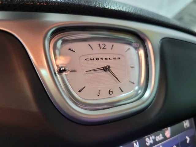 2015 Chrysler 300 Limited