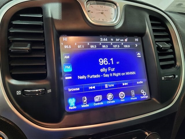 2015 Chrysler 300 Limited