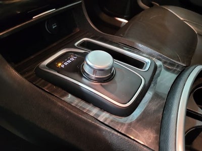 2015 Chrysler 300 Limited