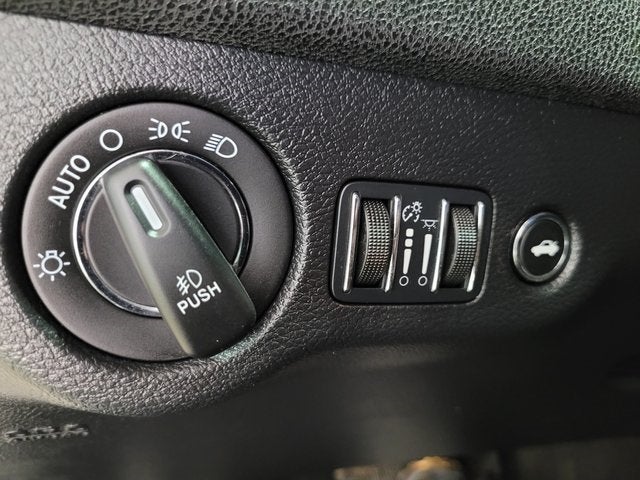 2015 Chrysler 300 Limited