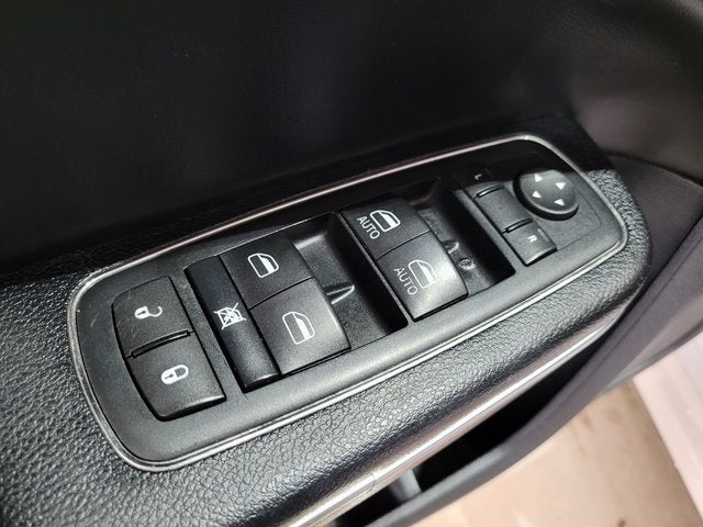 2015 Chrysler 300 Limited