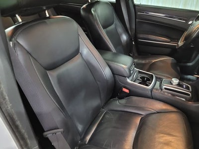 2015 Chrysler 300 Limited