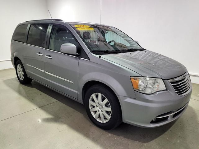 Used 2015 Chrysler Town & Country Touring with VIN 2C4RC1BG8FR505314 for sale in Pinconning, MI