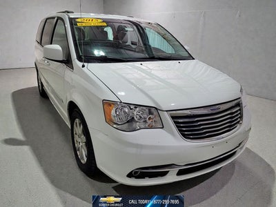 2015 Chrysler Town & Country Touring