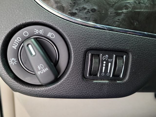 2015 Chrysler Town & Country Touring