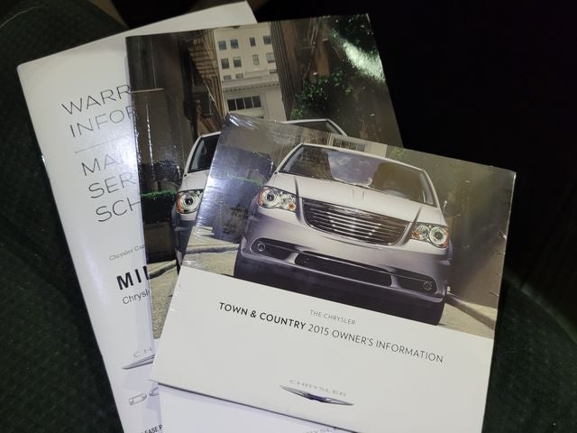 2015 Chrysler Town & Country Touring