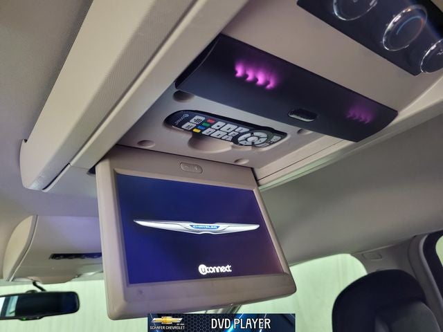 2015 Chrysler Town & Country Touring