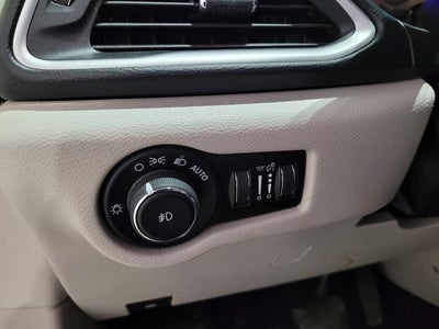 2017 Chrysler Pacifica Touring L