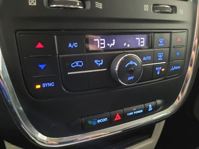 2015 Chrysler Town & Country Touring-L