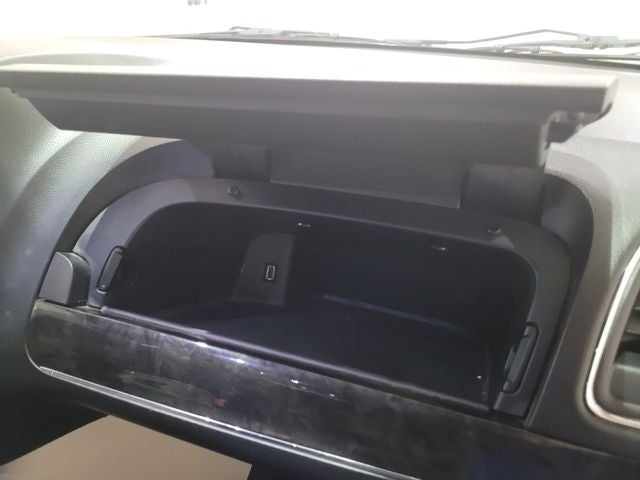 2015 Chrysler Town & Country Touring-L