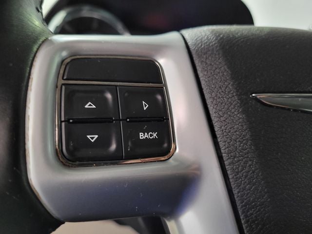 2014 Chrysler Town & Country Touring-L