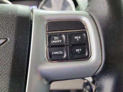 2014 Chrysler Town & Country Touring-L