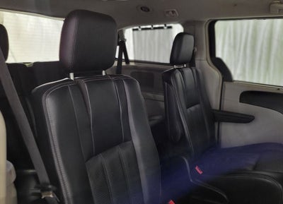 2014 Chrysler Town & Country Touring-L