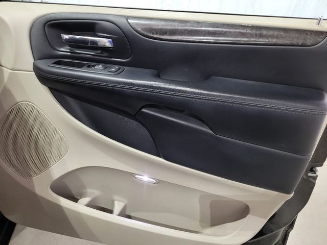 2016 Dodge Grand Caravan AVP