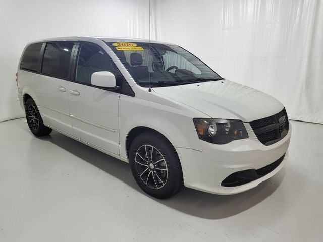Used 2016 Dodge Grand Caravan SE Plus with VIN 2C4RDGBG9GR316852 for sale in Pinconning, MI