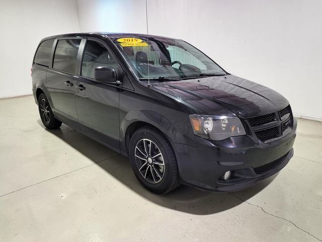Used 2019 Dodge Grand Caravan GT with VIN 2C4RDGEG2KR618052 for sale in Pinconning, MI
