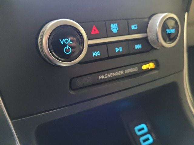 2021 Ford Edge Titanium