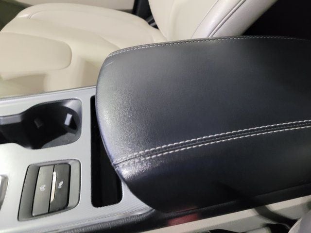 2021 Ford Edge Titanium