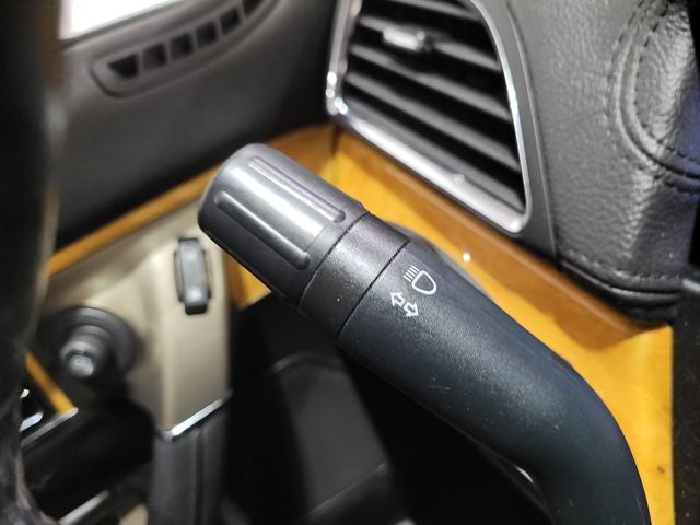 2012 Lincoln MKX Base