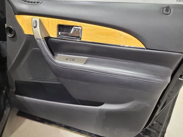 2012 Lincoln MKX Base