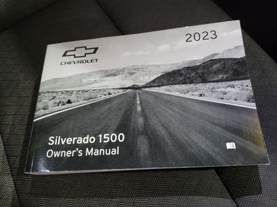 2023 Chevrolet Silverado 1500 Custom Trail Boss
