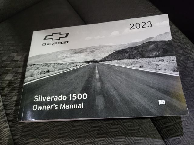 2023 Chevrolet Silverado 1500 Custom Trail Boss